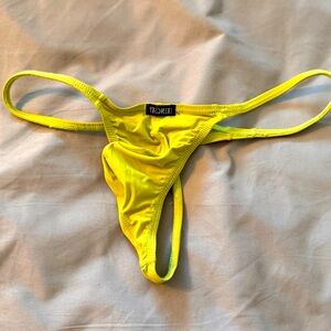 Ikingsky men’s thong.
